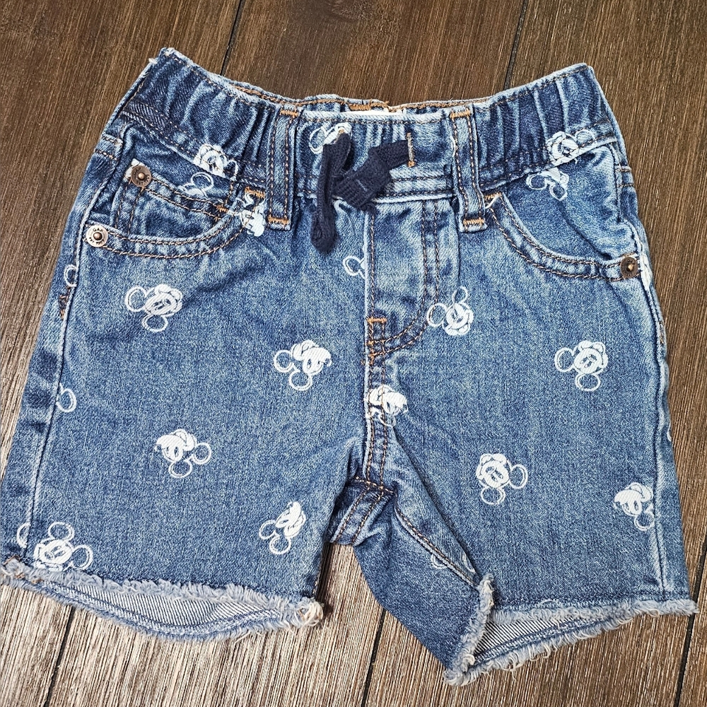 babyGap I Disney Pull-OnShorts 12-18 months